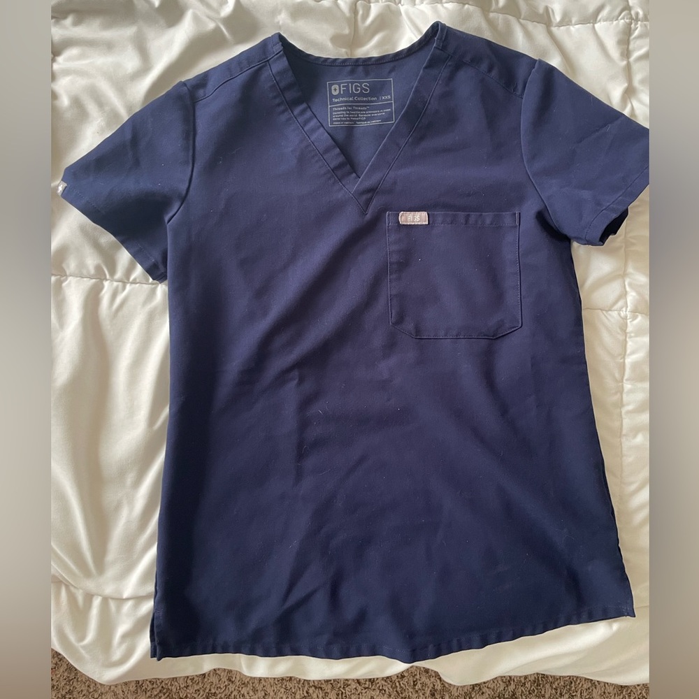 Figs scrubs top. Navy blue. Like new.